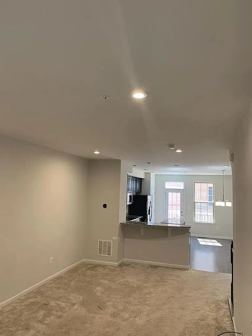 Modern 2BR + Office Townhome with Garage & Deck Near Hopkins Bayview — Photo 3