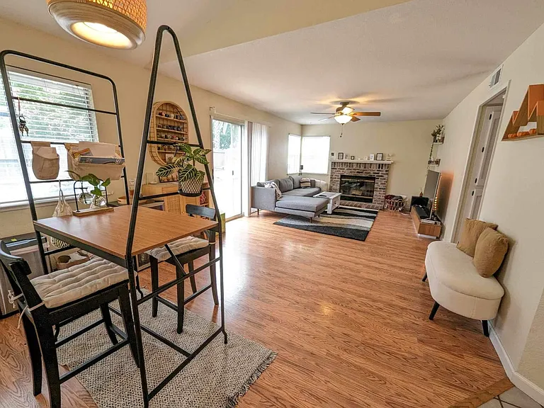 Family room with breakfast nook