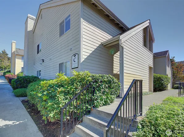 1111 S Villard Street #C-15, Tacoma, WA 98465