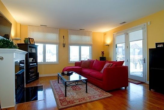 Family Room.jpg