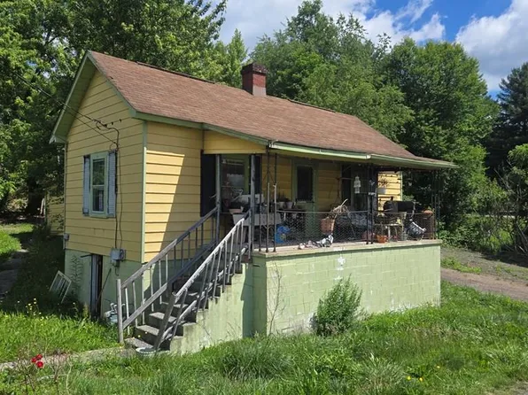 103 Bataan Rd, Beckley, WV 25801