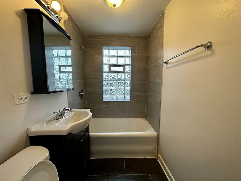 4056 W Crystal St #1 — Photo 7