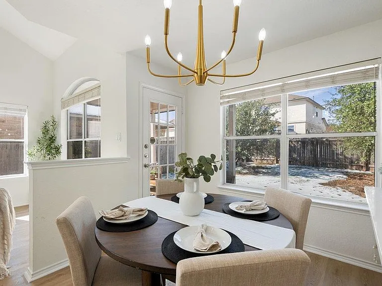 11416 Dog Leg Dr — Photo 9