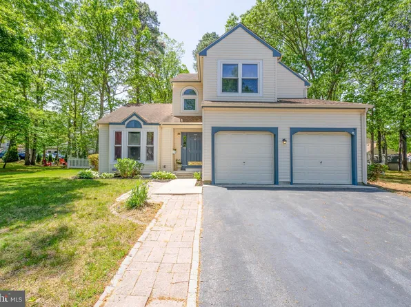 11 Megan Dr, Millville, NJ 08332