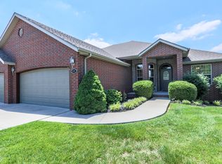 897 N Pearson Ct, Springfield, MO 65809