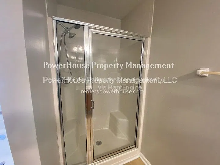605 Suwanee Lakes Cir — Photo 14