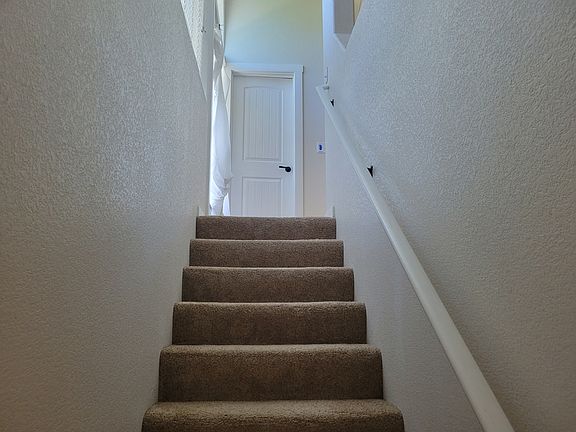 4th image of 1658 NE Foothill Blvd Unit B