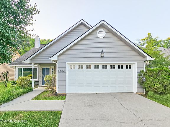 2nd image of 8334 Longcreek Ln