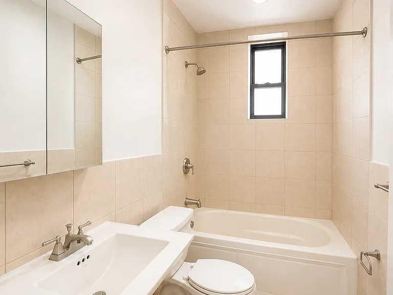 524 W 123rd St #5E — Photo 8