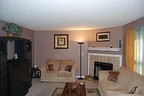 2nd image of 6011 Lakemanor Ct