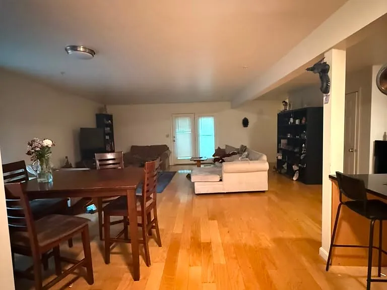36B Raymond St #1B — Photo 2