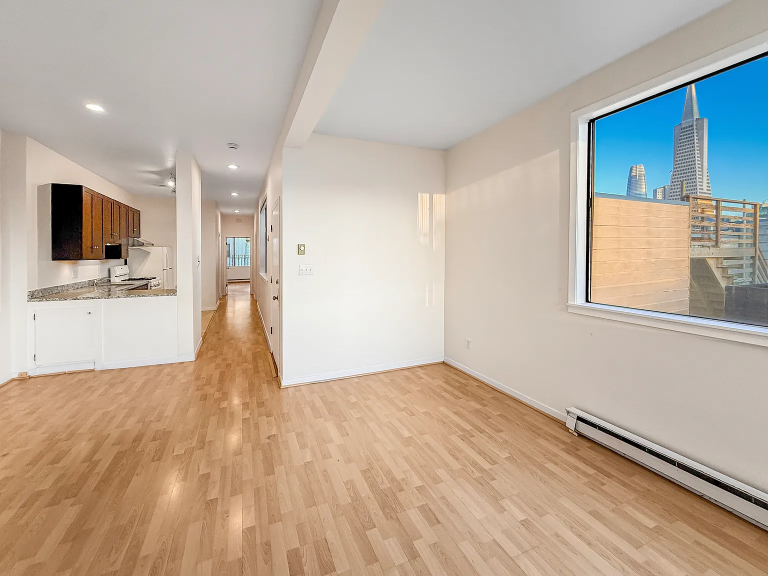 2 bed, 1042 sqft, $5,900 — Photo 1