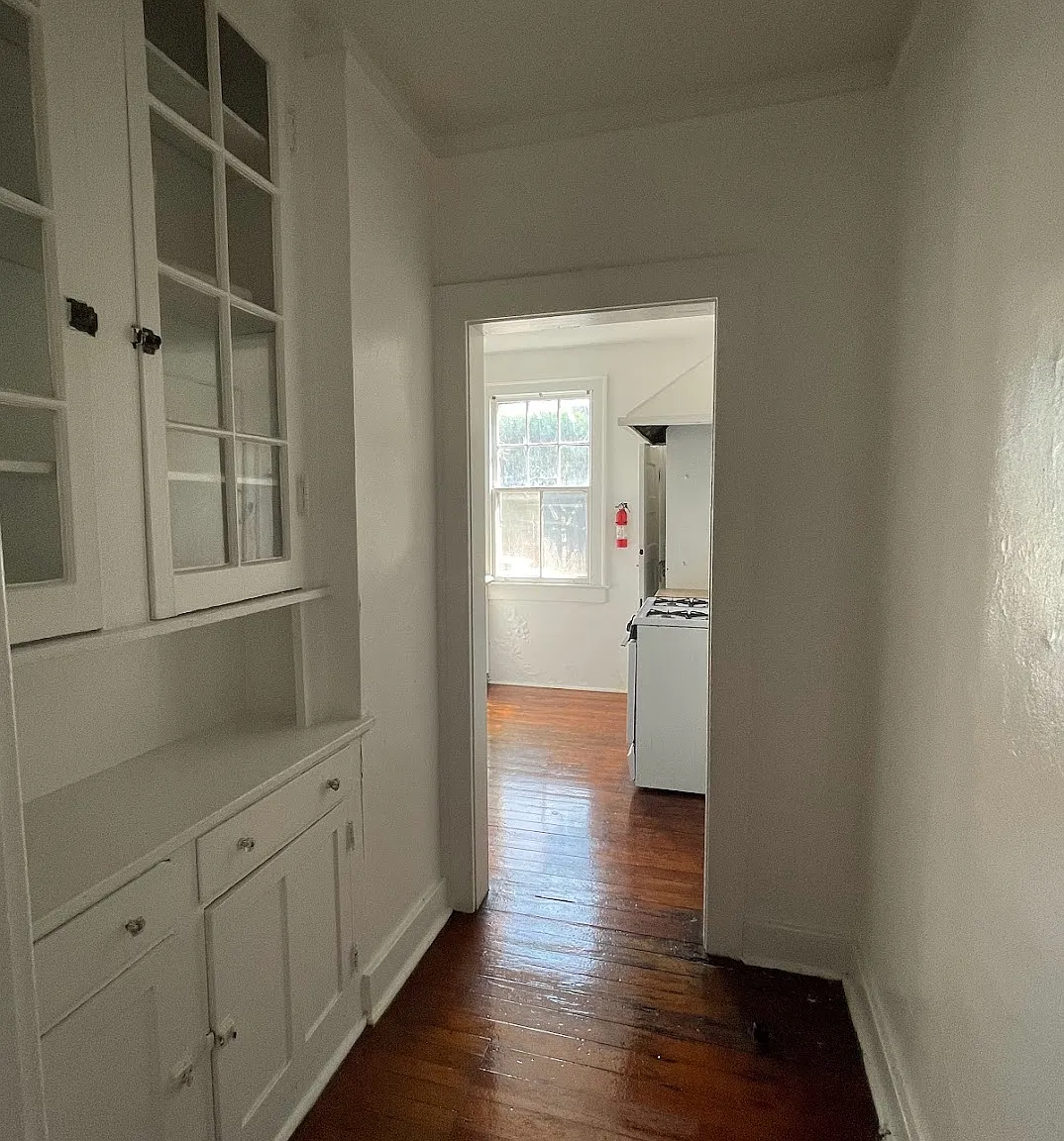 2 bed, 1100 sqft, $1,650 — Photo 3