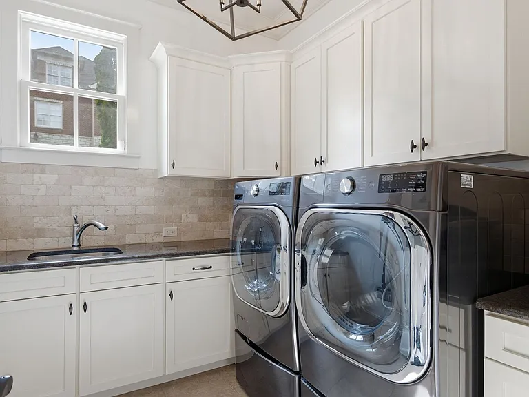 9565 Hampton Reserve Dr — Photo 24