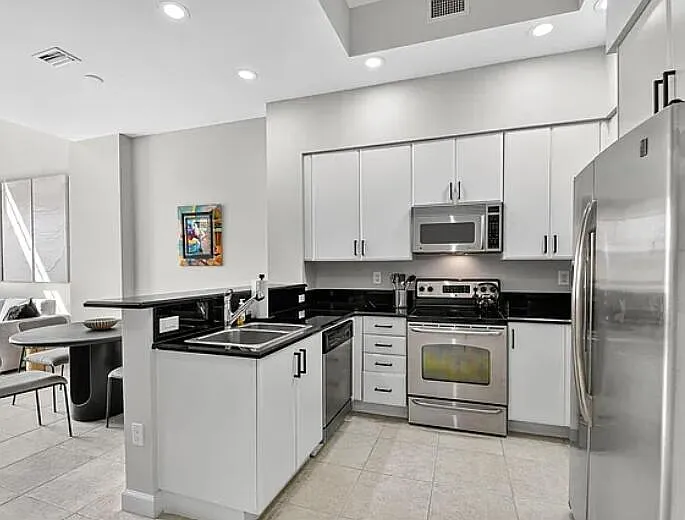 801 S Olive Ave #408 — Photo 13