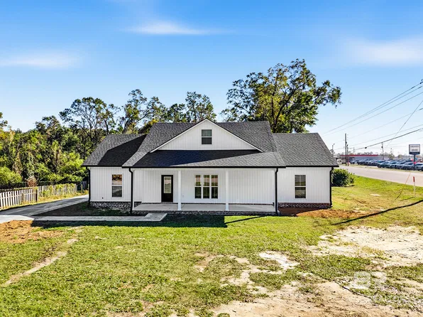 100 Fairway Dr, Brewton, AL 36426