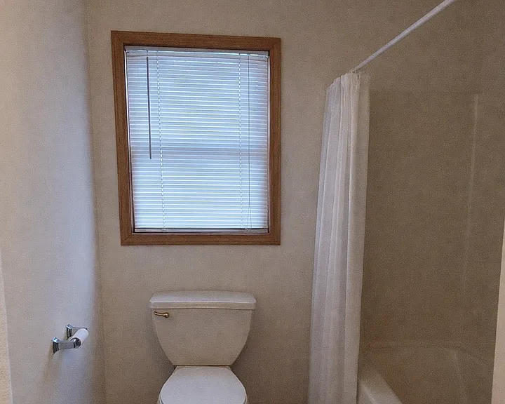 1300 Broadway St — Photo 7