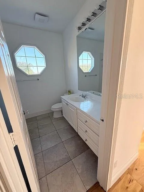 3 bed, 2.5 bath, 1673 sqft, $2,500 — Photo 3