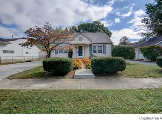 314 N Pershing Ave, Taylorville, IL