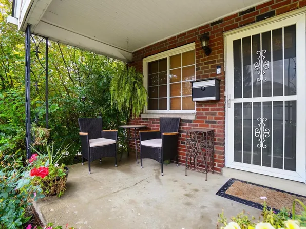 805 S Warren Ave, Columbus, OH 43204