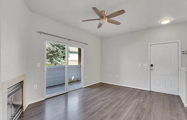 5534 Lewis St #101 — Photo 4