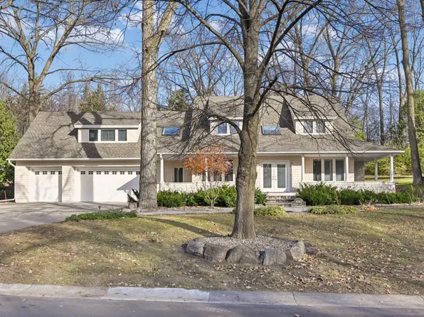 4160 Trillium Ln E, Mound, MN 55364