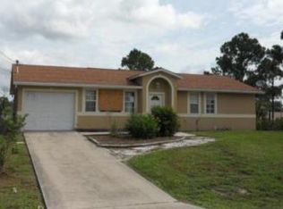 2916 10th St W, Lehigh Acres, FL 33971