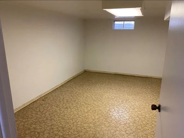 game/rec space