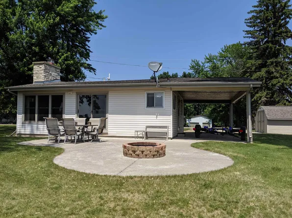 7769 Haase Rd, Larsen, WI 54947