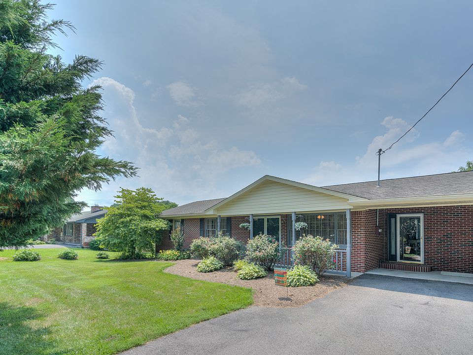 1st image of 485 Walters Dr NW