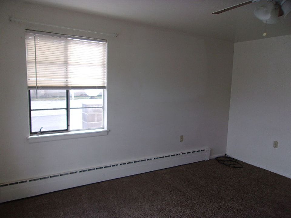 1st image of 9 S 100 E #Ouderkirk1