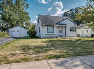 2313 Chesning Ave, Jackson, MI