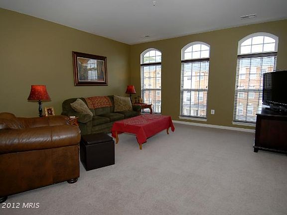 3rd image of 6264 Woodruff Springs Way