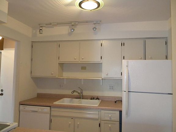 5th image of 3153 Old Highway 8 APT 108