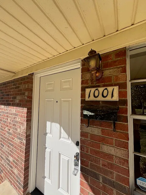 2 bed, $1,350 — Photo 3