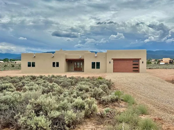17 Camino Campana, Ranchos De Taos, NM 87557