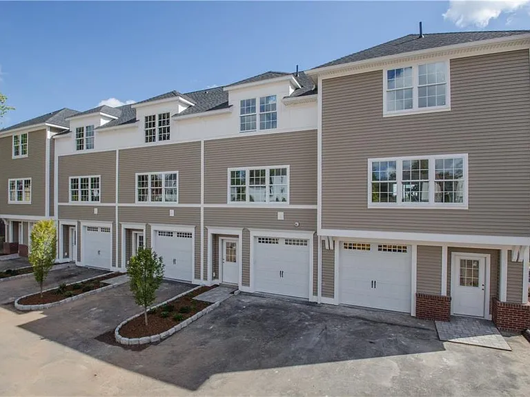 777 N Main St #9 — Photo 11
