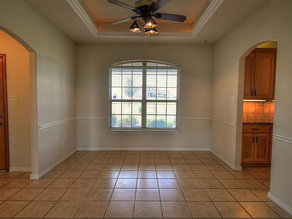 4th image of 2205 Summerlin Ct