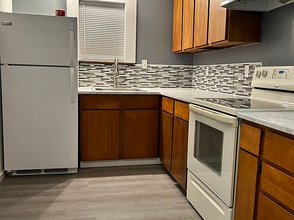 3rd image of 27330 101st Ave NW