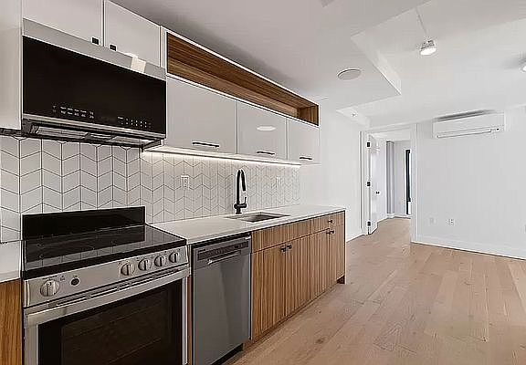 5th image of 60 W 125th St #1305