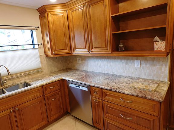 Kitchen w/Bosch Dish Washer