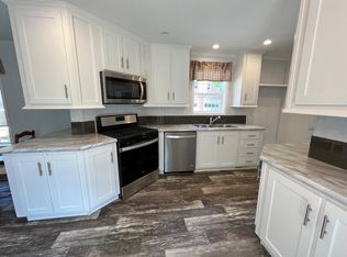 637 Western County Rd, Blue Hill, ME 04614