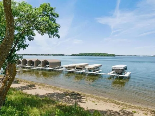 816 Beach Rd, Waconia, MN 55387