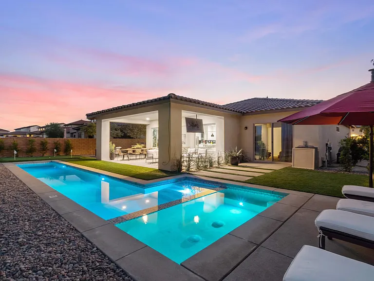 Private Pool
