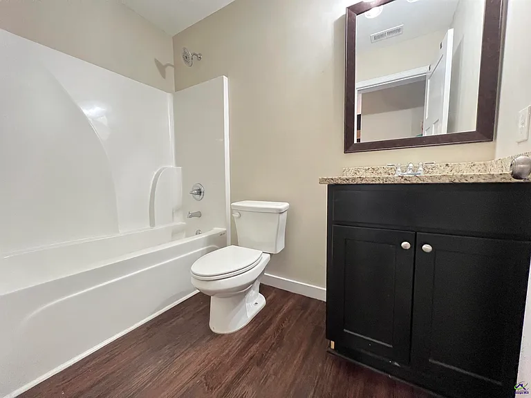 126 Jaybee Dr — Photo 5