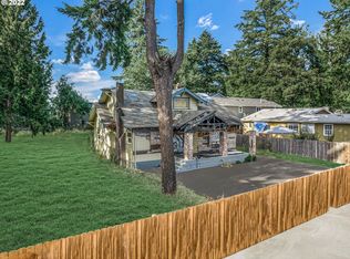 7645 SE Division St, Portland, OR 97206