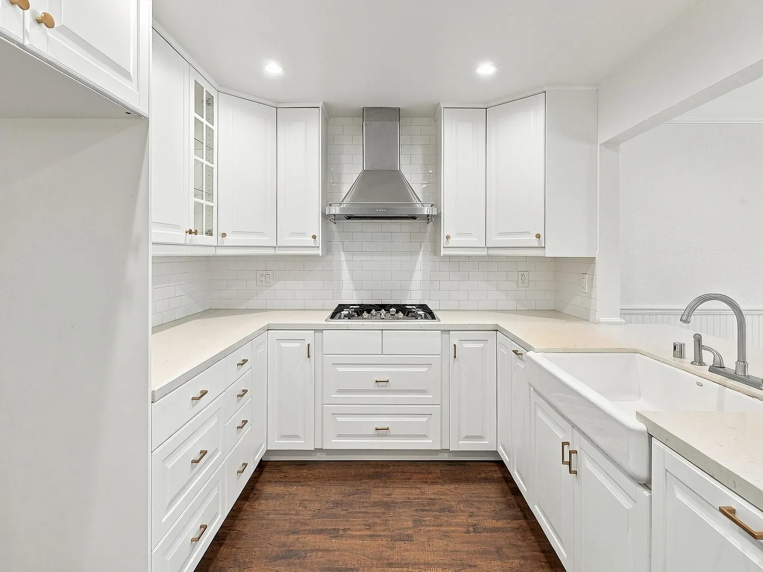 3 bed, 2.5 bath, 1500 sqft, $2,800 — Photo 4