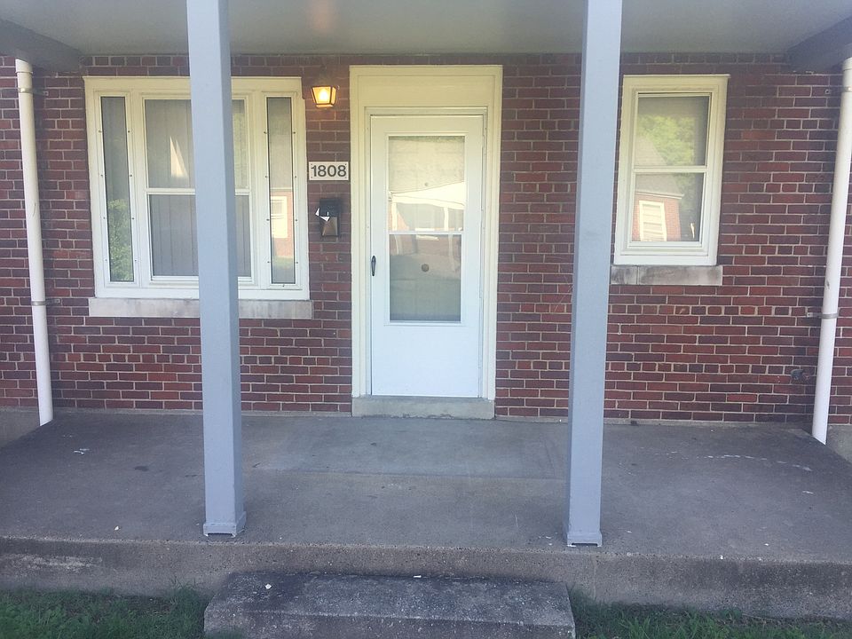 1st image of 1808 La Salle Pl