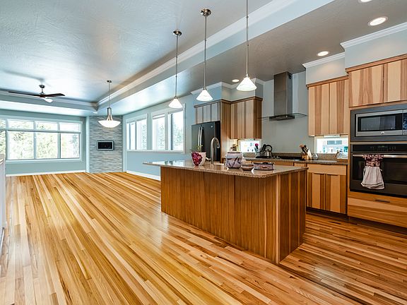 2nd image of 4632 Stoneybrook Way