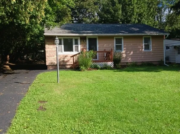 104 Rose Lane Ter, Syracuse, NY 13219